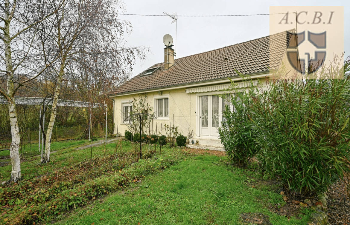 Maison à LA CHARTRE-SUR-LE-LOIR