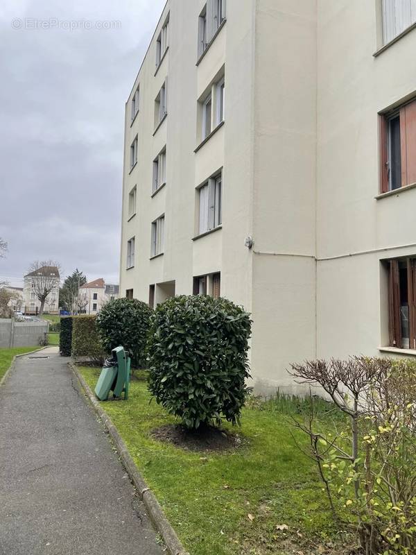 Appartement à LE RAINCY