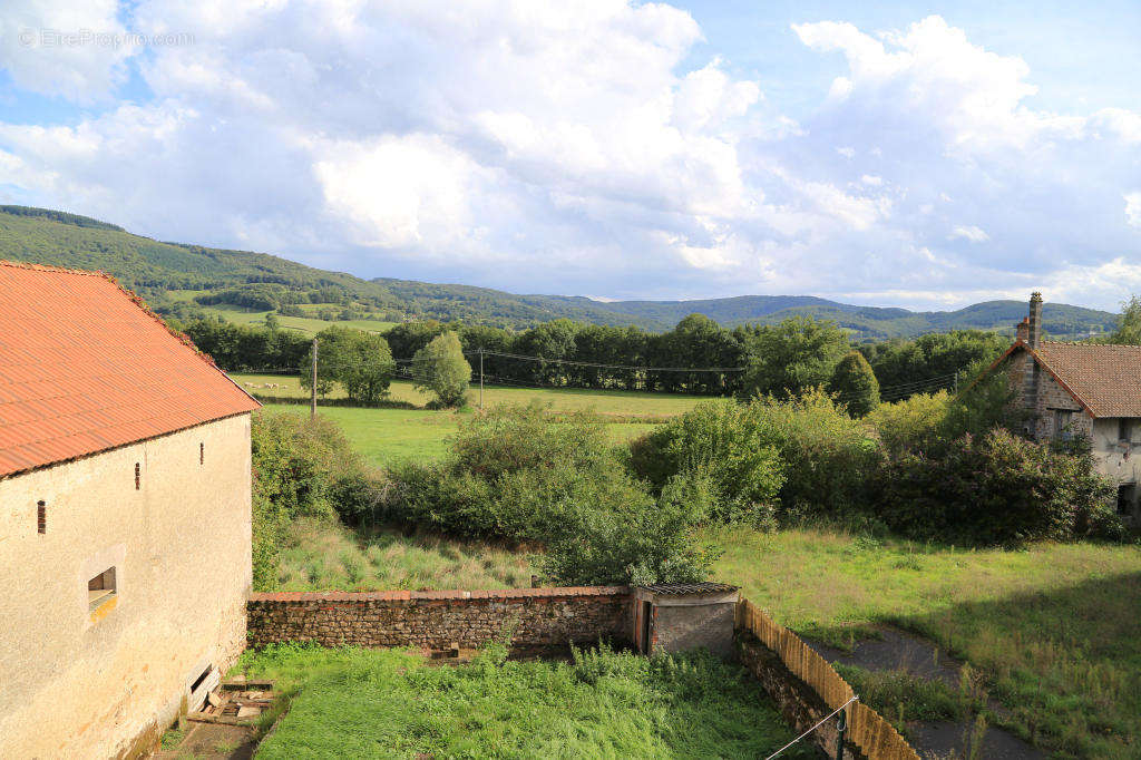 Maison à MESVRES