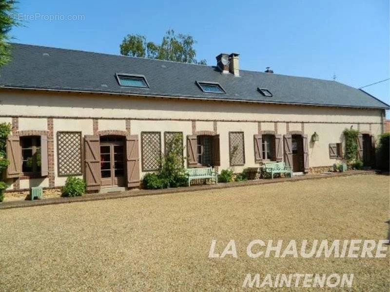 Maison à MAINTENON