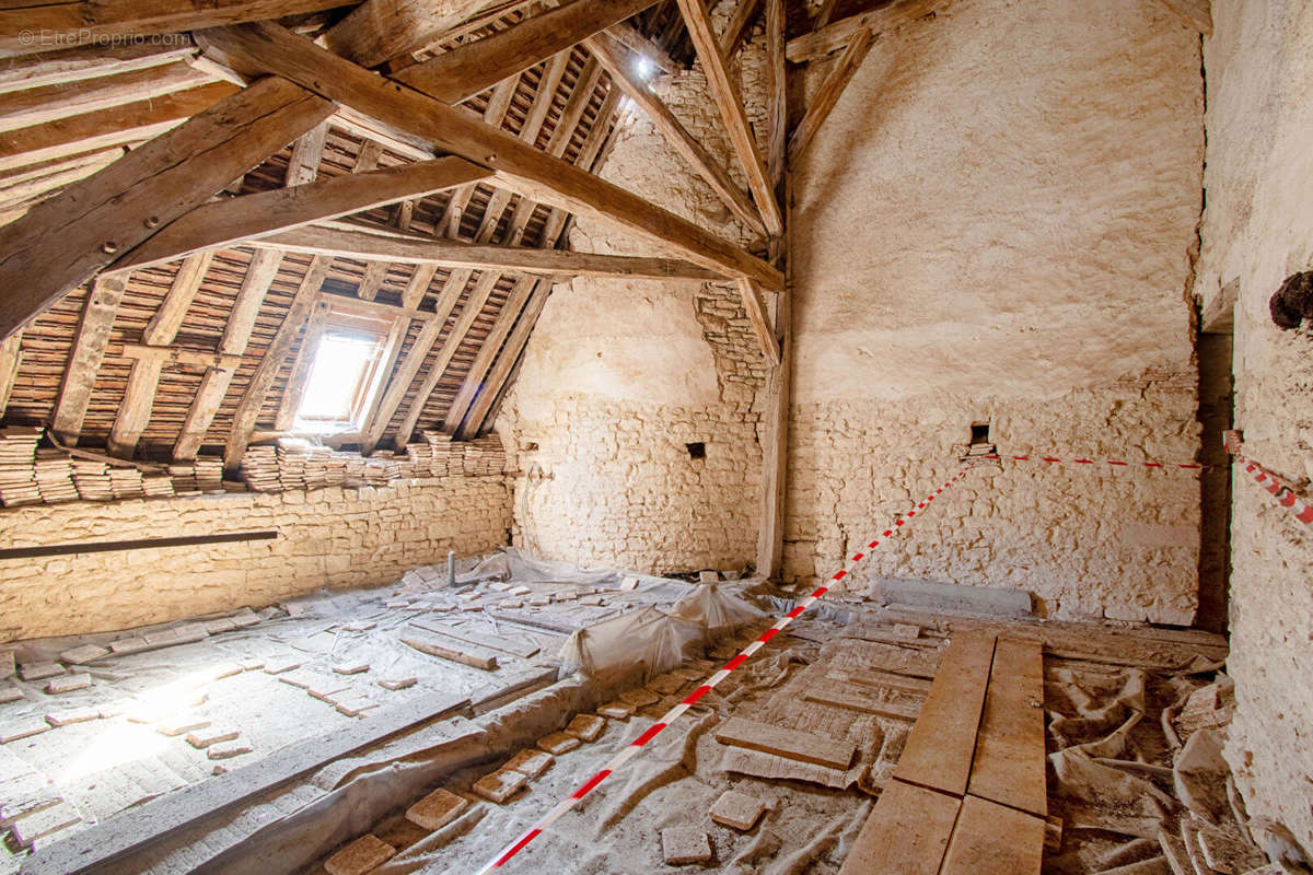 Maison à VEZELAY