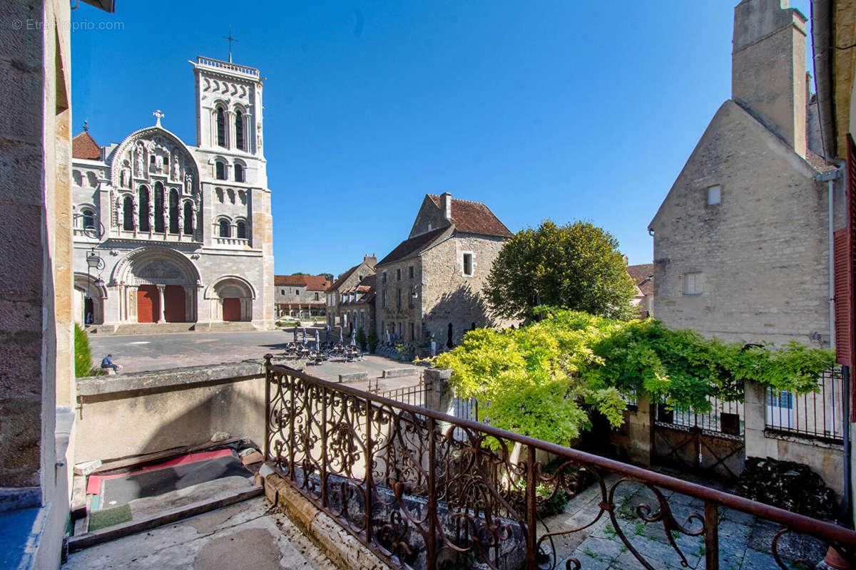 Maison à VEZELAY