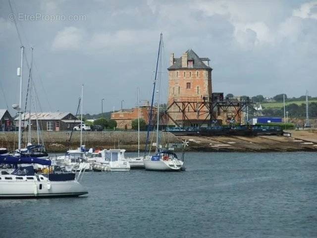 Maison à CAMARET-SUR-MER