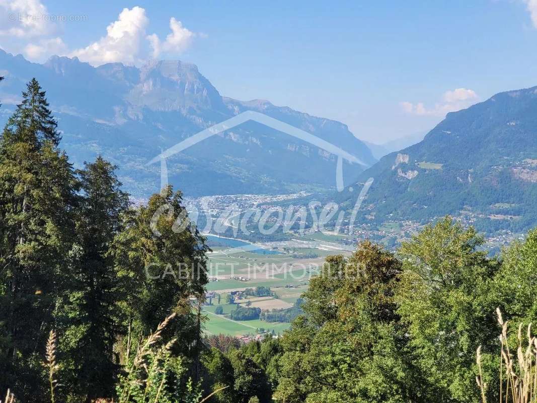 Terrain à SAINT-GERVAIS-LES-BAINS