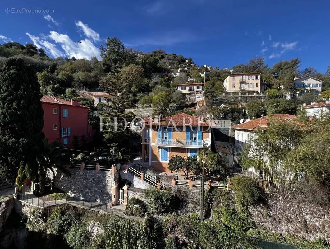 Appartement à MENTON