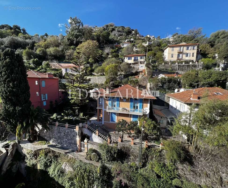 Appartement à MENTON