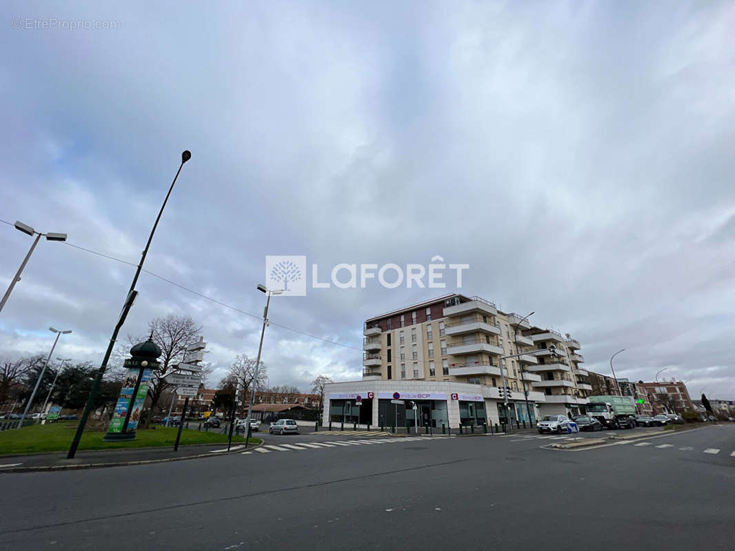 Parking à VIGNEUX-SUR-SEINE