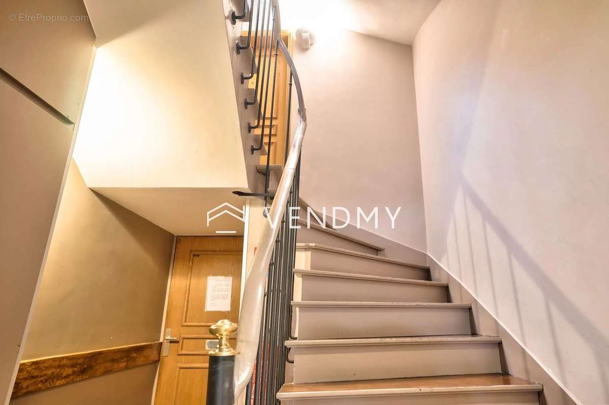 Appartement à PARIS-2E