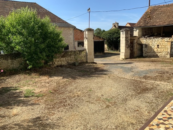 Maison à SAINT-SAUVEUR