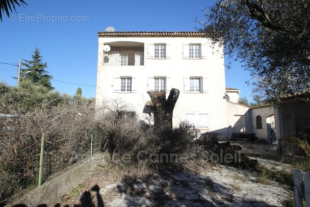 Maison à GRASSE