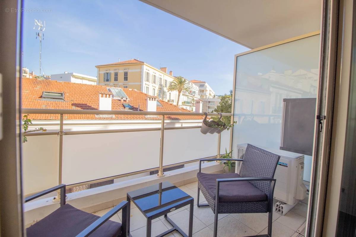 Appartement à CANNES