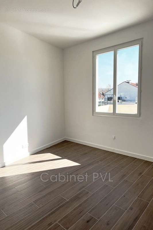 Appartement à MARSEILLE-16E