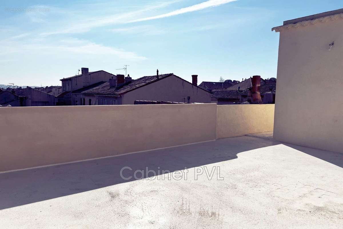 Appartement à MARSEILLE-16E