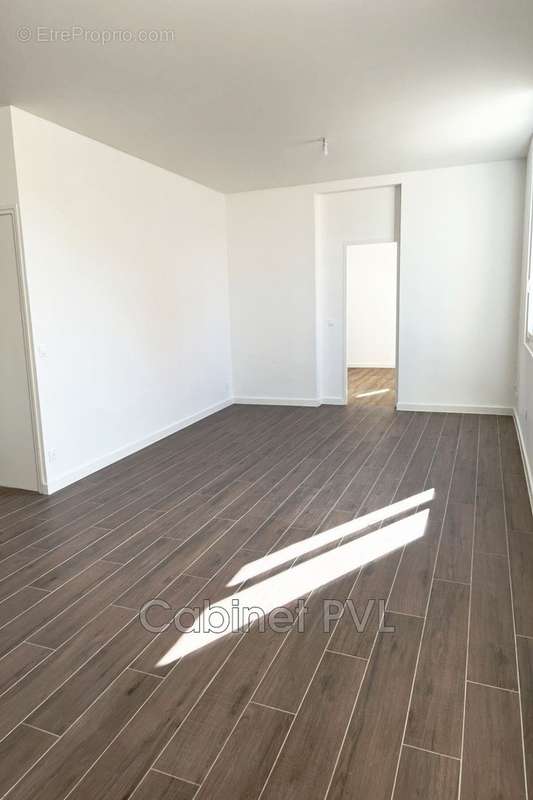 Appartement à MARSEILLE-16E