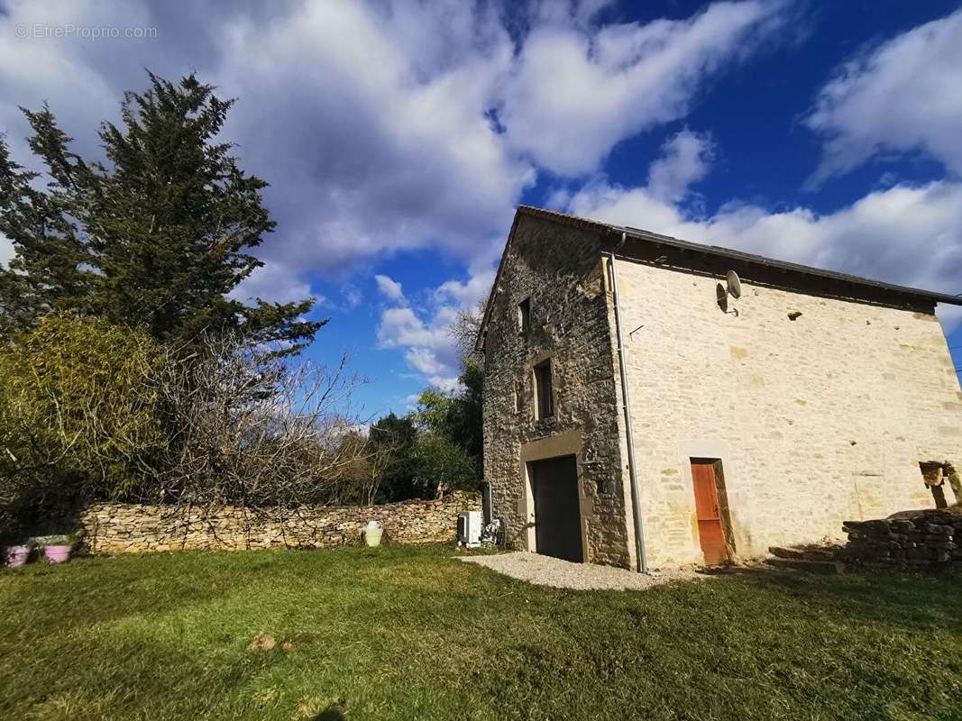 Maison à PARISOT