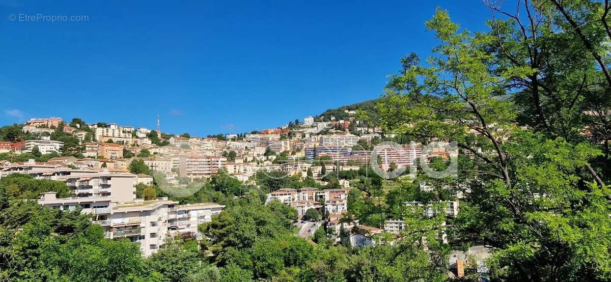 Appartement à GRASSE