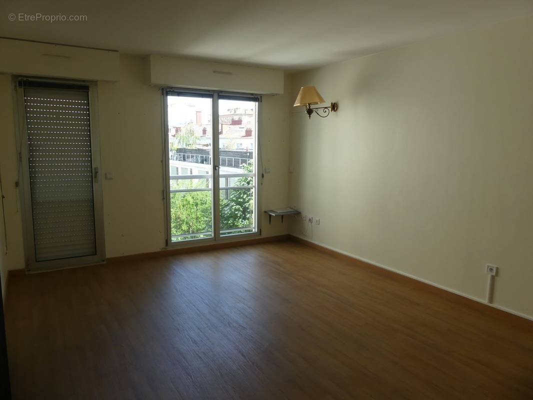 Appartement à MONTROUGE