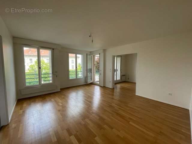 Appartement à RUEIL-MALMAISON