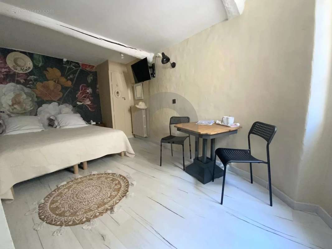 Appartement à ROQUEBRUNE-CAP-MARTIN