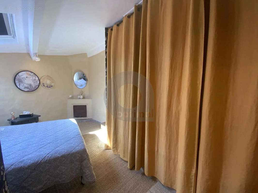 Appartement à ROQUEBRUNE-CAP-MARTIN