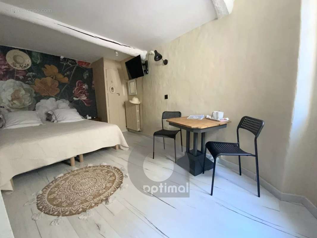 Appartement à ROQUEBRUNE-CAP-MARTIN