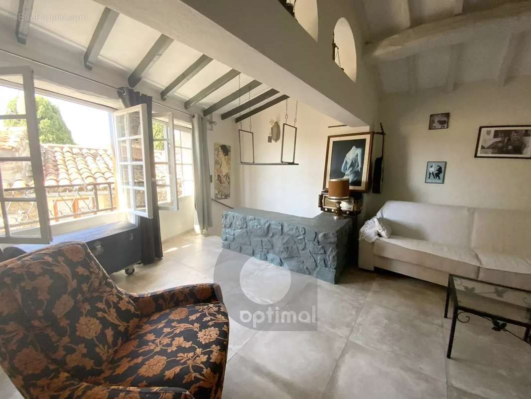 Appartement à ROQUEBRUNE-CAP-MARTIN