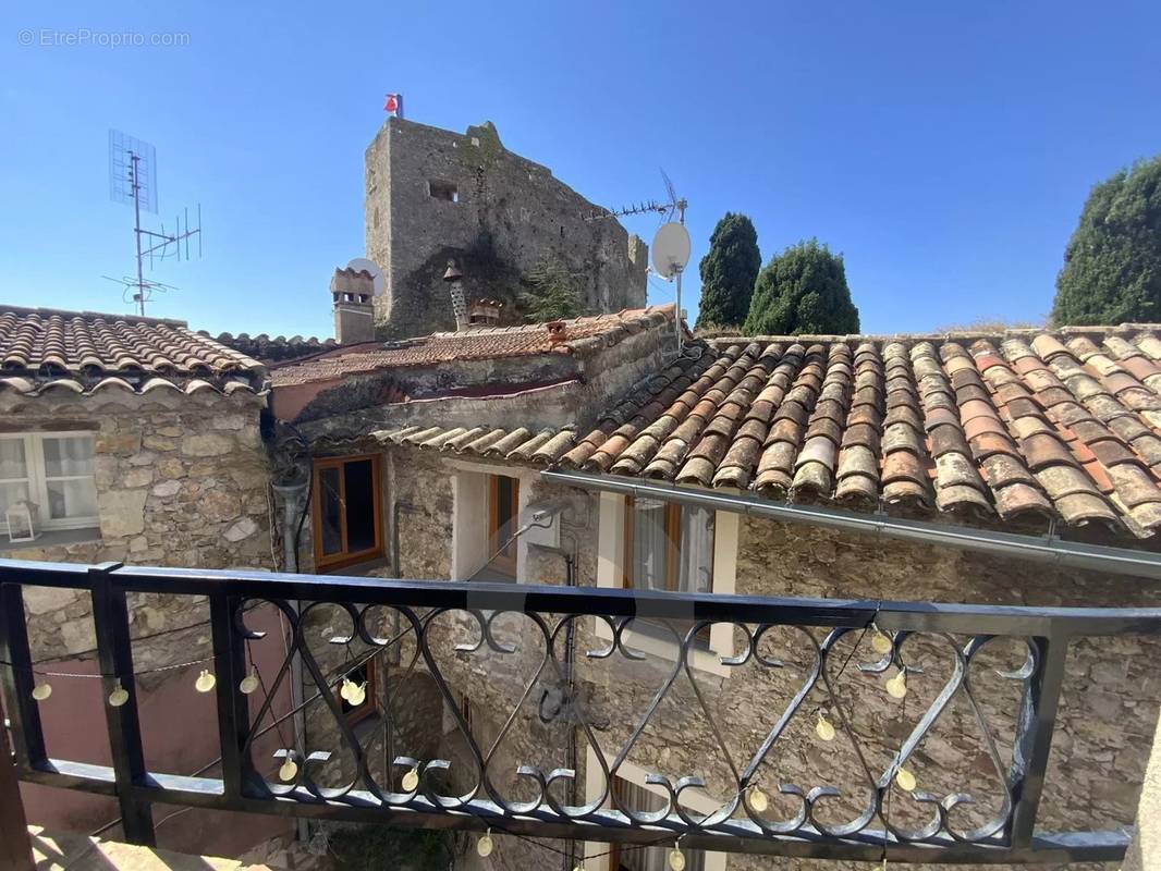 Appartement à ROQUEBRUNE-CAP-MARTIN