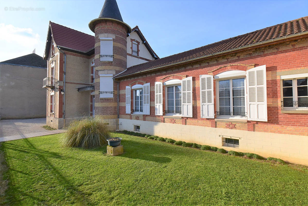 Maison à BRIENNE-LE-CHATEAU