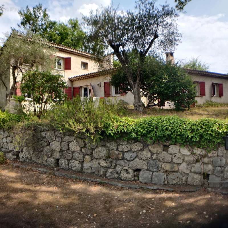 Maison à MOUGINS