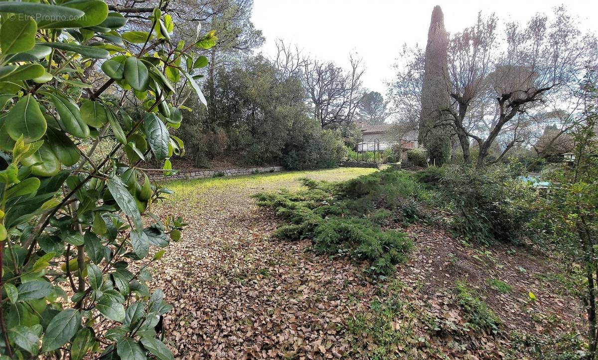 Maison à MOUGINS