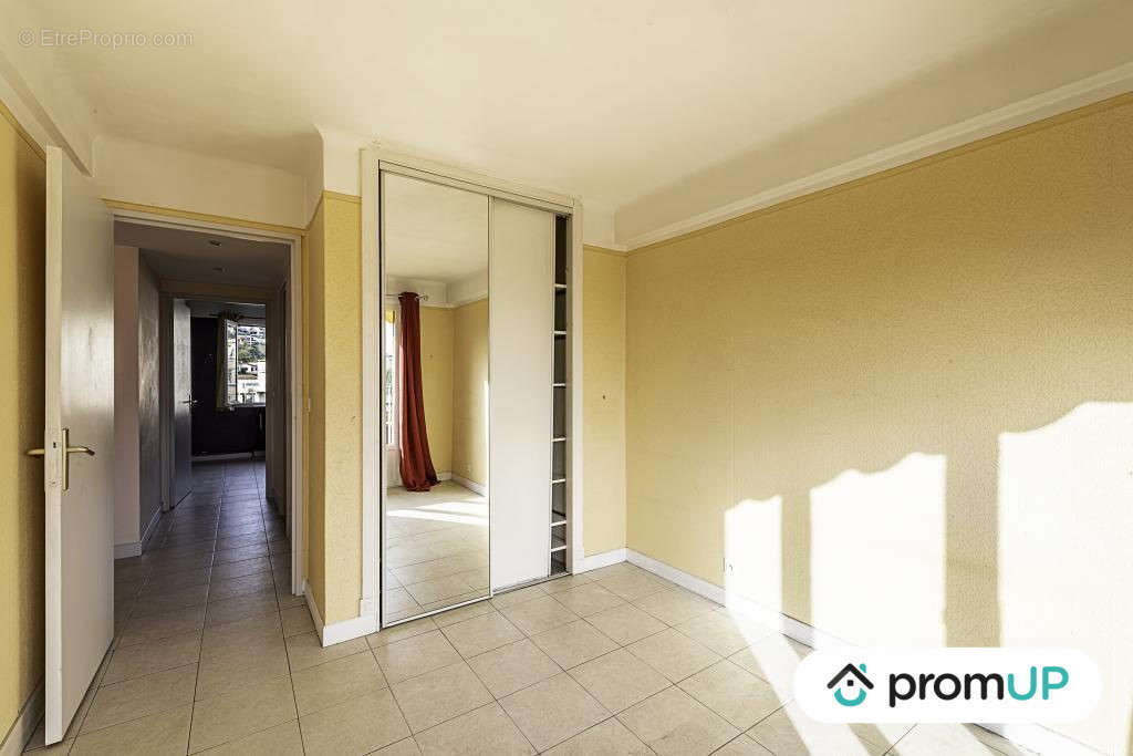 Appartement à ROQUEBRUNE-CAP-MARTIN