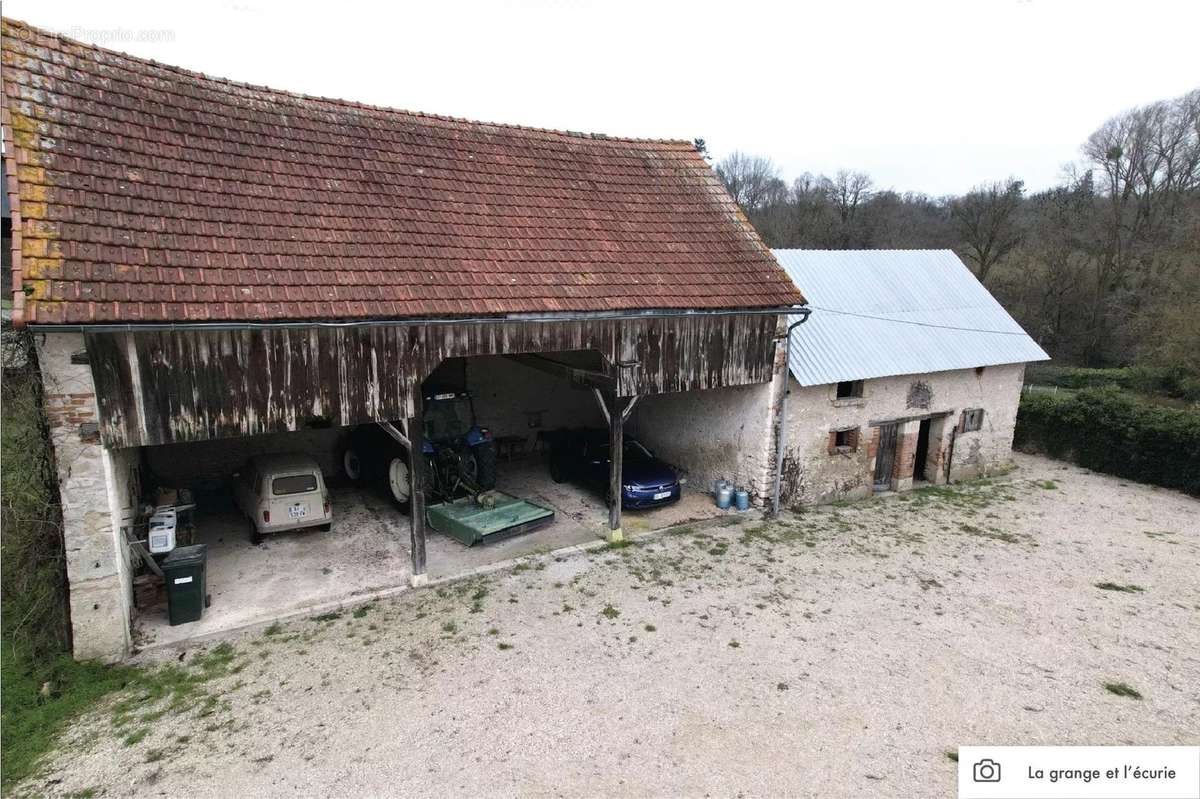 Terrain à HUISSEAU-SUR-COSSON