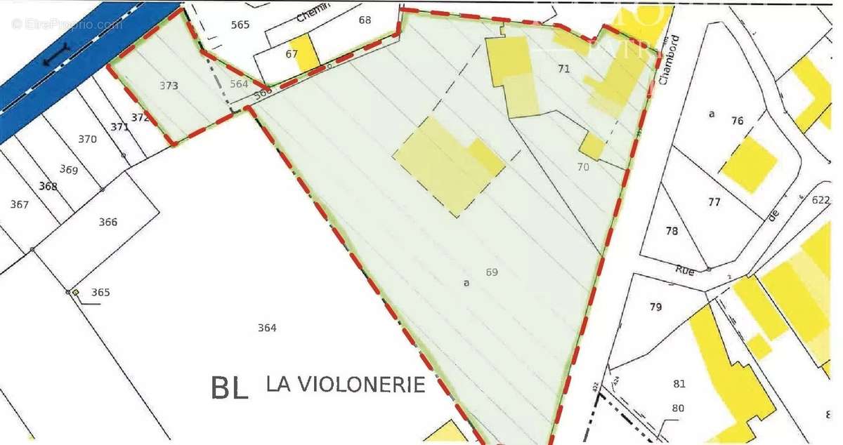 Terrain à HUISSEAU-SUR-COSSON