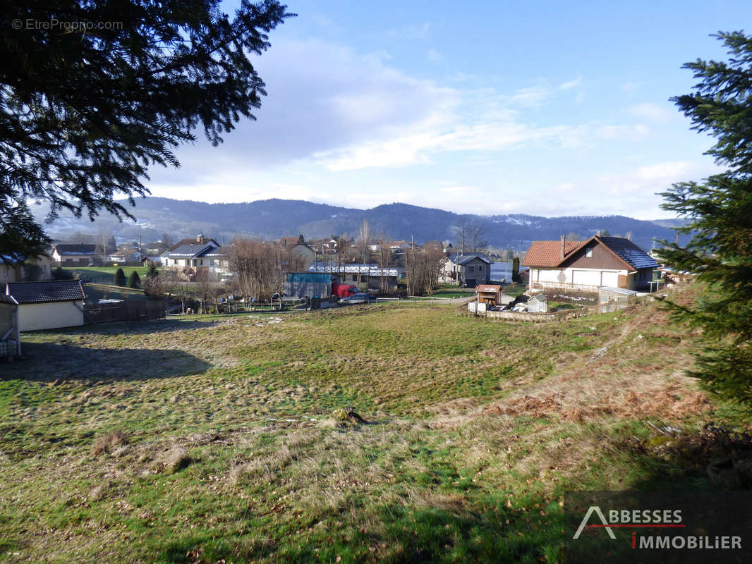 Terrain à LE THILLOT