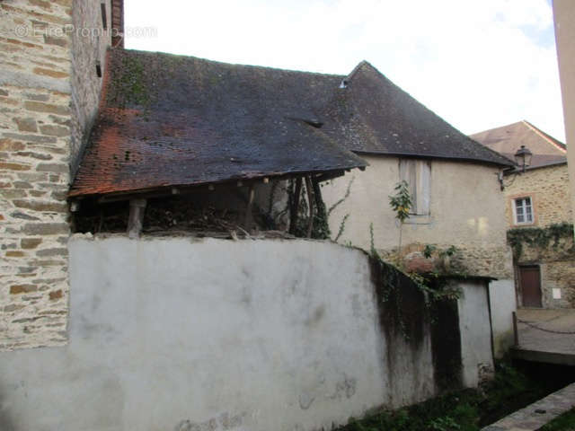 Maison à SAINT-YRIEIX-LA-PERCHE