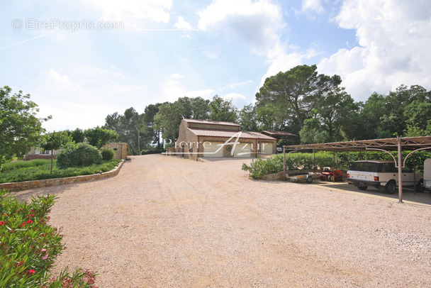 Maison à LE LUC