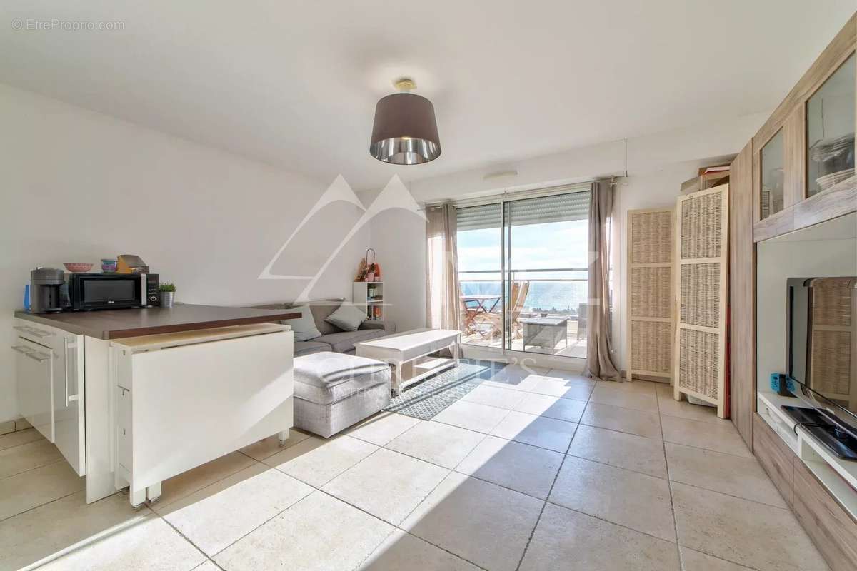 Appartement à ROQUEBRUNE-CAP-MARTIN