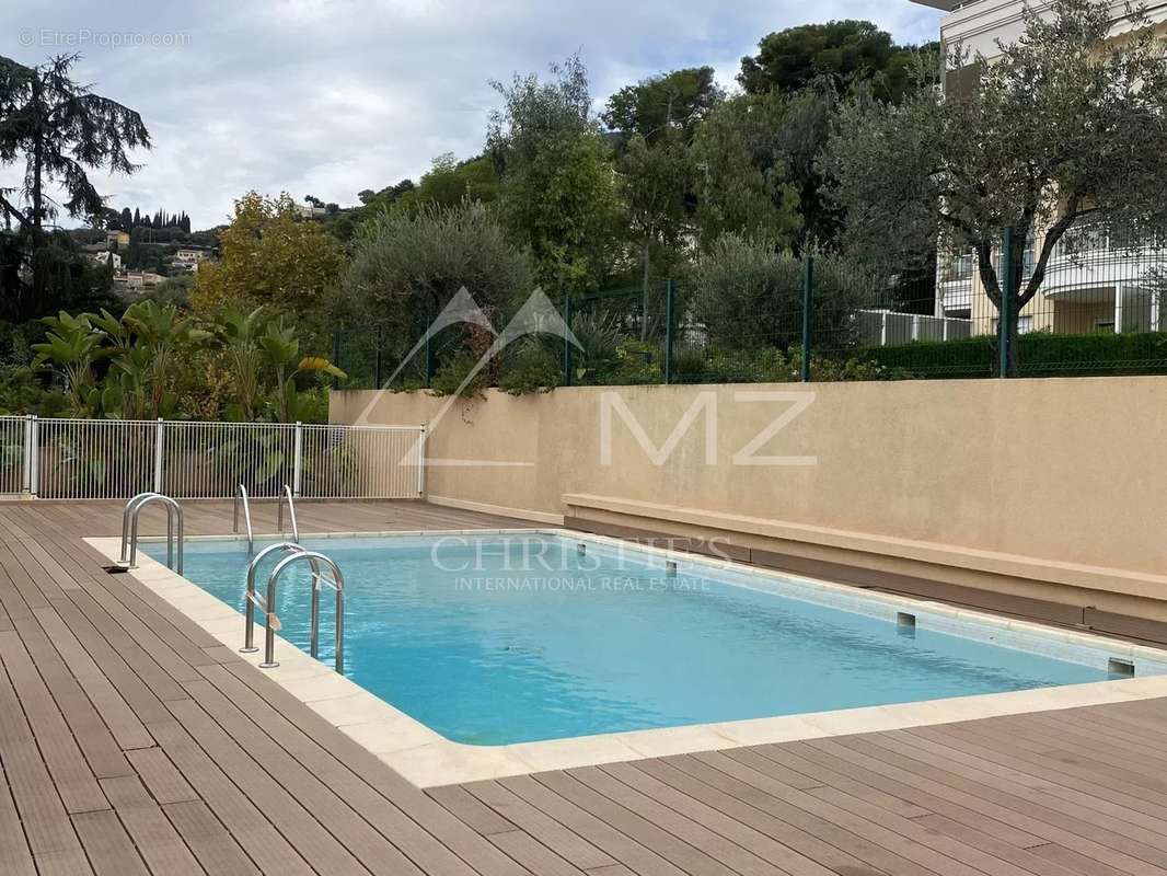 Appartement à ROQUEBRUNE-CAP-MARTIN