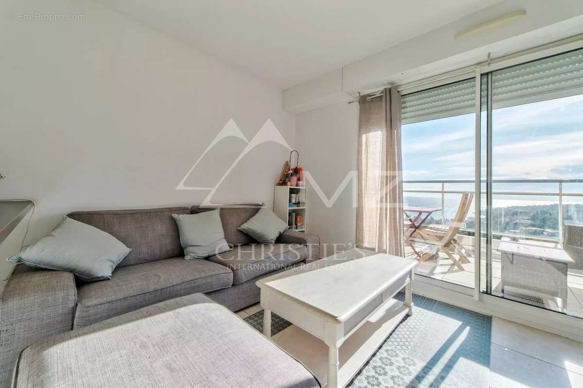 Appartement à ROQUEBRUNE-CAP-MARTIN