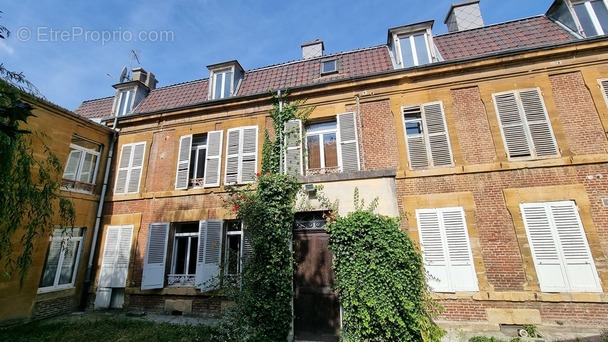 Maison à CHARLEVILLE-MEZIERES