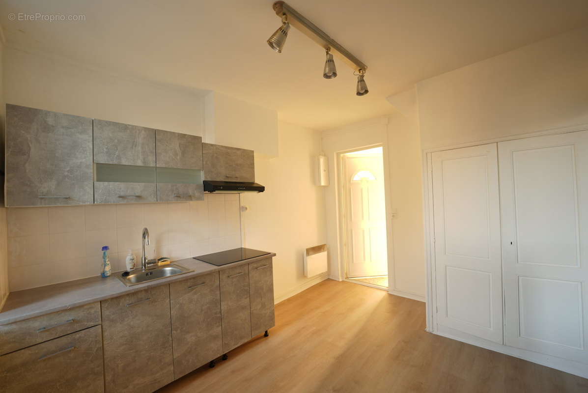 Appartement à CHARLEVILLE-MEZIERES