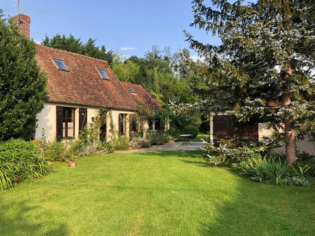 Maison à GRISY-LES-PLATRES