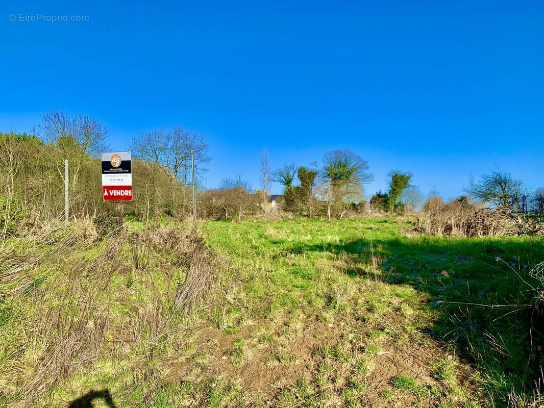 Terrain à GAUSSON