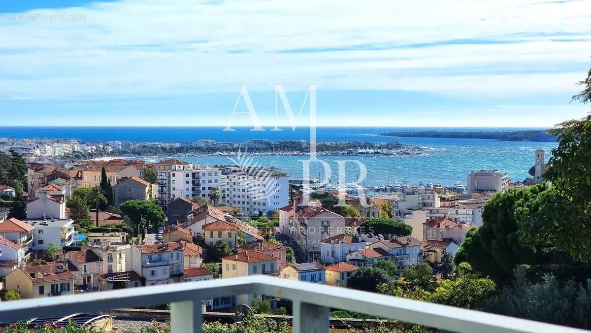 Maison à CANNES