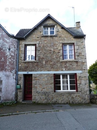 Maison à GUEMENE-SUR-SCORFF