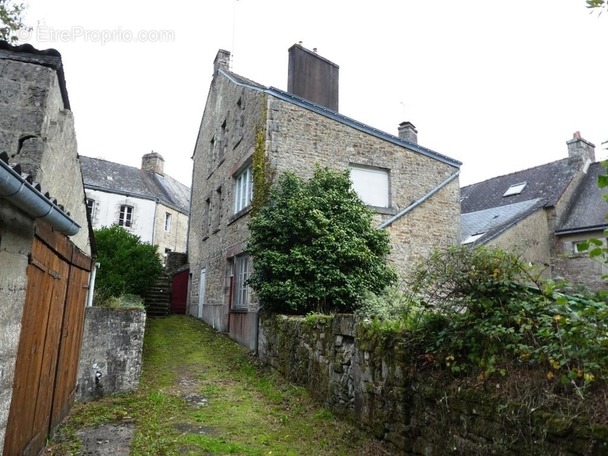 Maison à GUEMENE-SUR-SCORFF