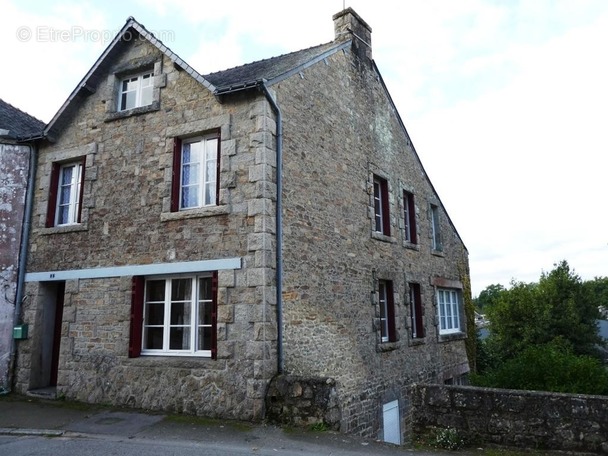 Maison à GUEMENE-SUR-SCORFF