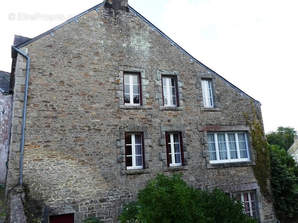 Maison à GUEMENE-SUR-SCORFF