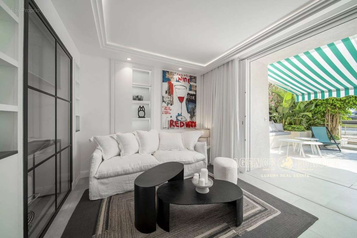 Appartement à CANNES