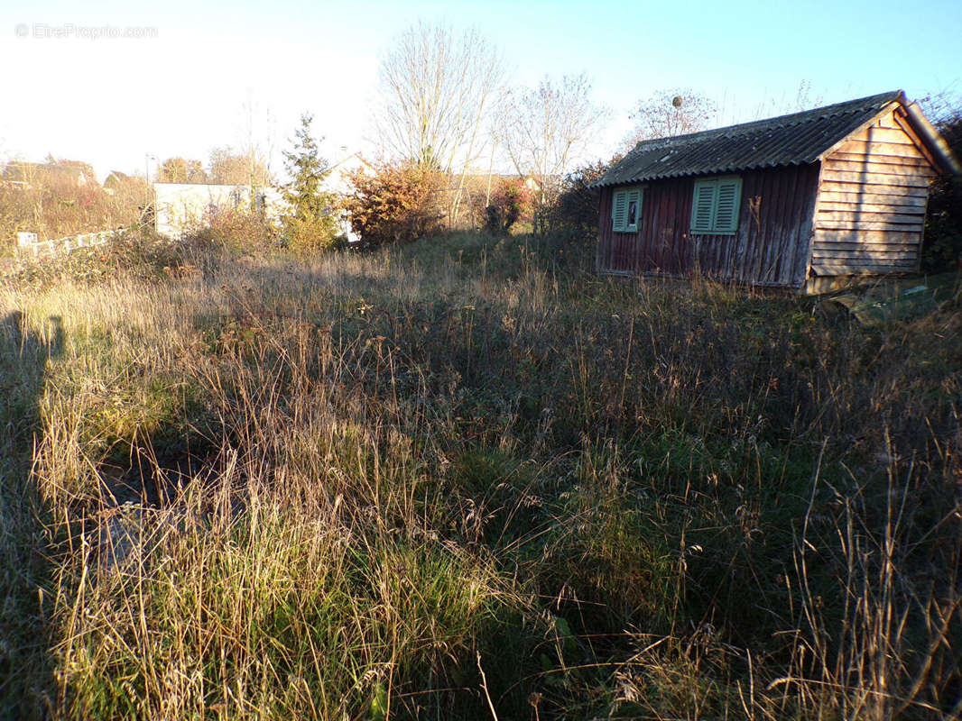 Terrain à DAMVILLE